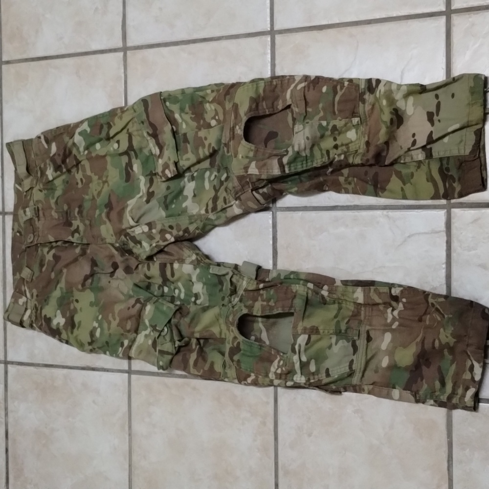 USGI Army Combat pants Gen 2 Scorpion Multicam OCP sz Small Crye
